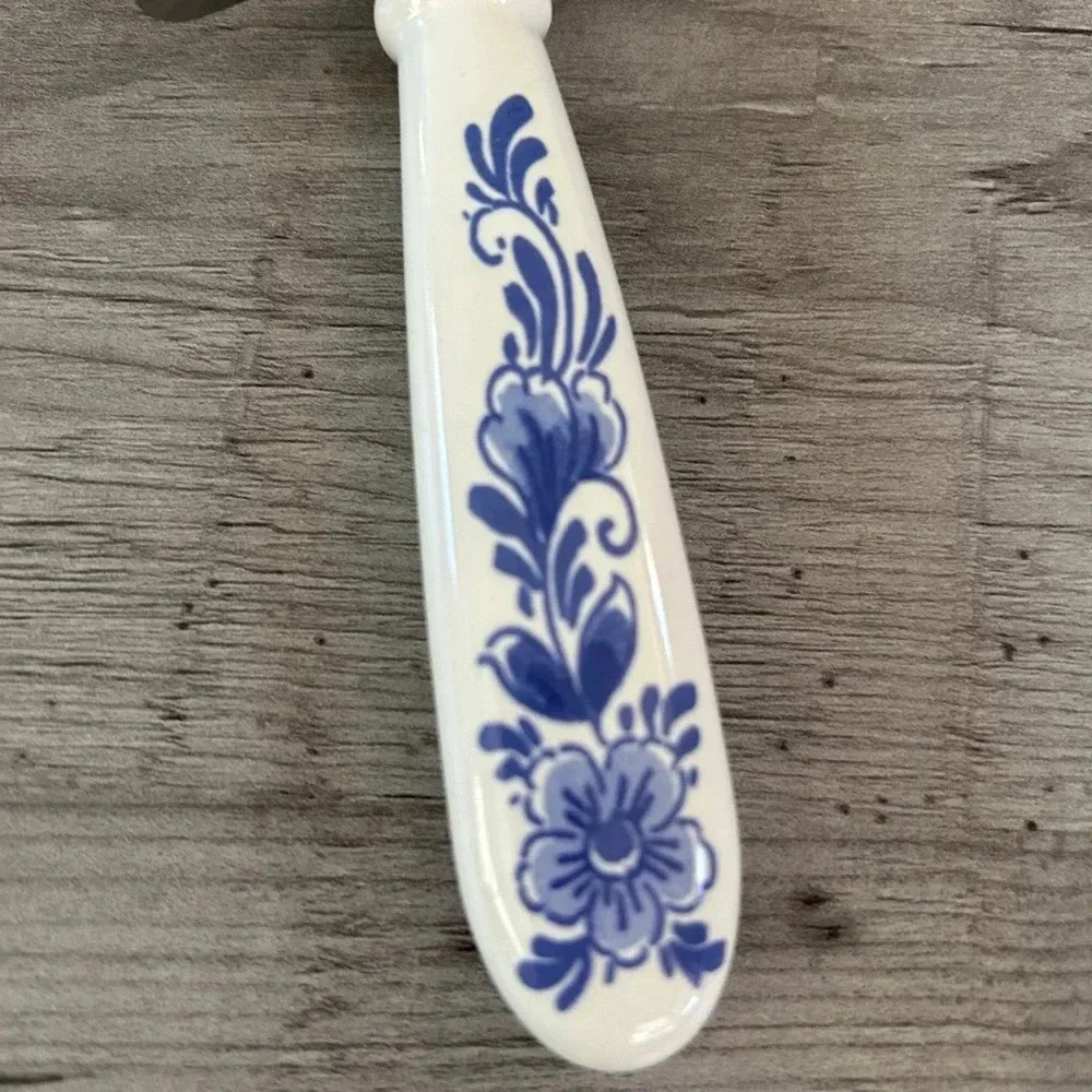 Delft Blue Pizza Cutter/Slicer - Picture 3 of 6